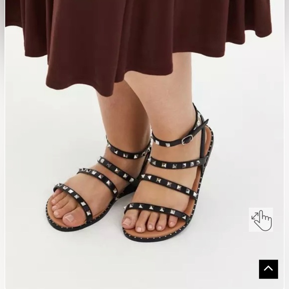 🆕 Torrid Studded Gladiator Sandal (WW) size 8 - Picture 2 of 9